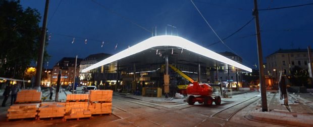 Augsburg: Königsplatz - Haltestellendreieck prova illuminazione