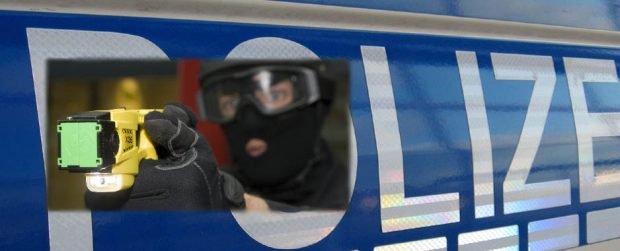 Rapinatore con Pistola Elettrica